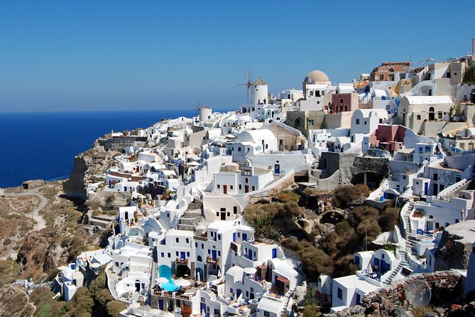 Santorini Highlights and Venetian Castles Small-Group Day Tour - What this 10 to 11-hour day is really like
