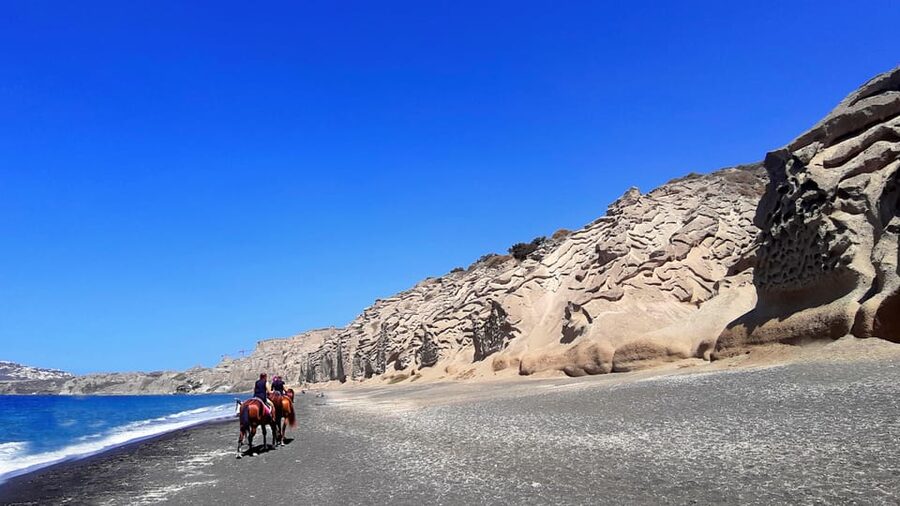 Santorini: Horseback Riding Tour on the Beach - Should you book the Roloas ride?