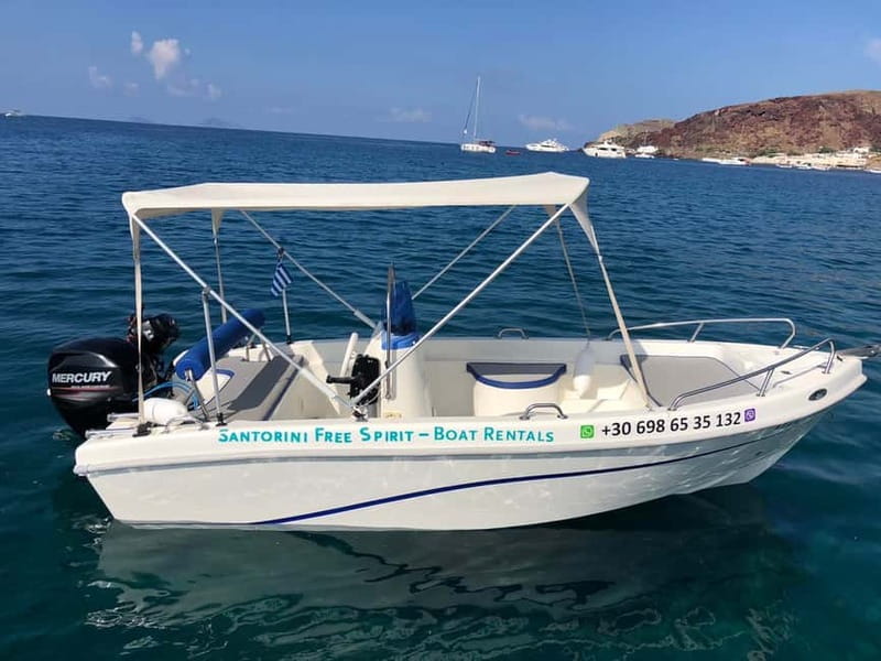 Santorini: License-Free Boat Rental with Ice, Water, & Fruit - Five hours across Santorini’s volcanic caldera