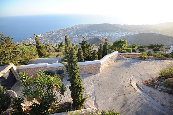 Santorini Luxury Custom Private Tour with Local guide - Why this private route works well on Santorini