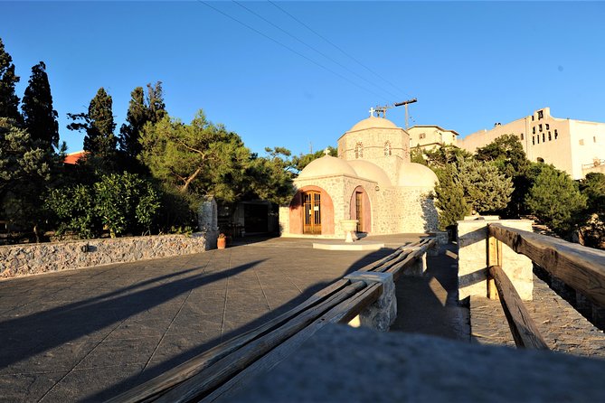 Santorini Luxury Custom Private Tour with Local guide - The guides can make or break the day
