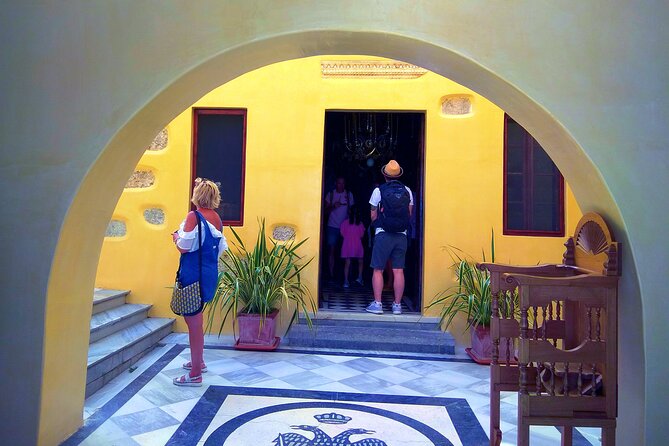 Santorini Must-See Highlights: Private Shore Tour - Add a winery or stay for Oia’s sunset