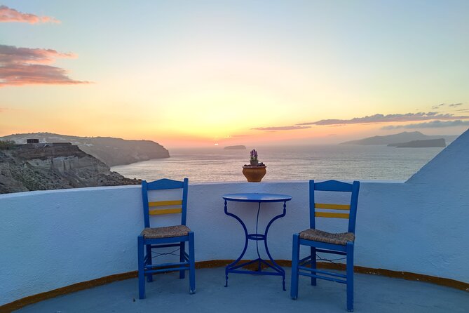 Santorini Must-See Highlights: Private Shore Tour - Oia: postcard views with time to wander
