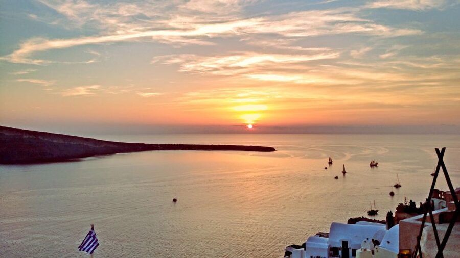 Santorini Panoramic Firostefani & Oia Blue Dome Private Tour - Imerovigli on the road to Oia