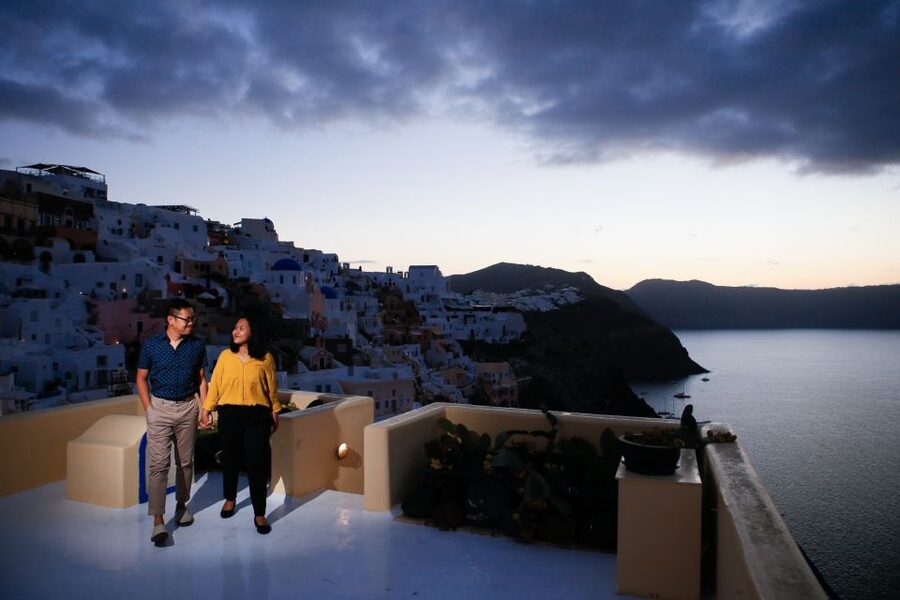 Santorini: Photo Shoot with a Private Vacation Photographer - Key points to know before booking