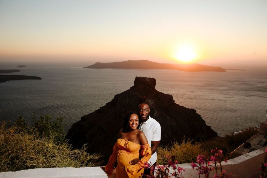 Santorini: Photo Shoot with a Private Vacation Photographer - The photographers and their working style