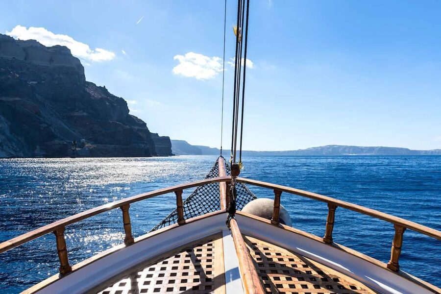 Santorini Port: 3 Hour Cruise to Volcano and Hot Springs - What the €35 price really covers