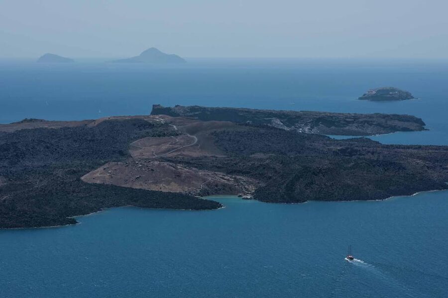 Santorini Port: 3 Hour Cruise to Volcano and Hot Springs - My verdict: book it if you want volcano, views, and a quick swim