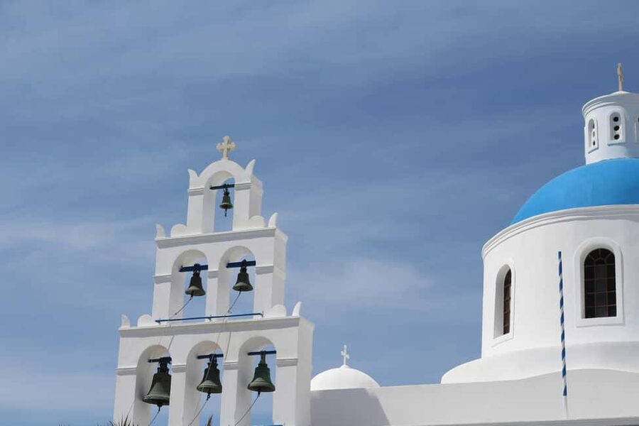Santorini : Private Guided Highlights Tour - Oia with 90 minutes to make your own plan