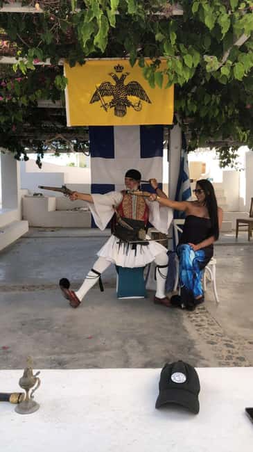 Santorini : Private Guided Highlights Tour - How to prepare for the three hours