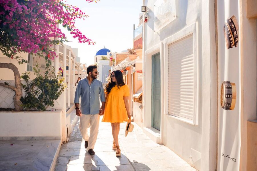 Santorini Private Photoshoot - Timing, meeting points, and cancellation details