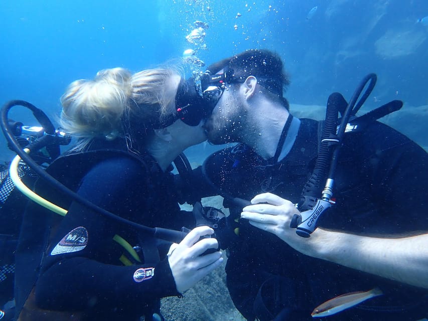Santorini: Scuba Diving - Meeting marine life without rushing the moment
