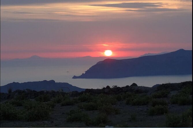 Santorini Sunset Wine Tour with Santo Winery Views - The guide and group can make or break the mood