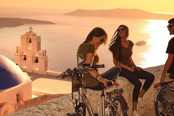 Santorini Tour on Electric Bikes & Scooters - The return route through vineyards and windmills