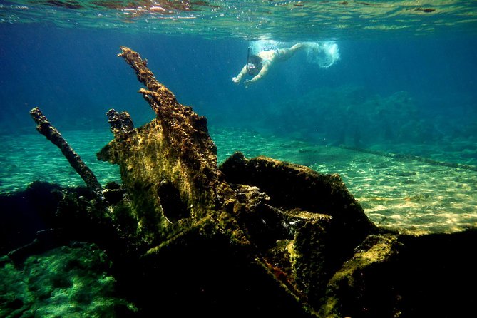 Sea Kayak & Snorkel tours in West Crete - Paralia Ravdoucha and snorkeling along the rocks