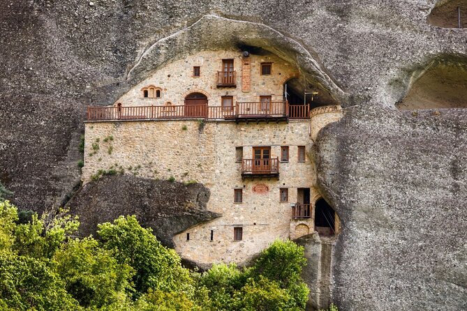 Secret Caves of Meteora - Sunset Hike - Why this hike shows you a different Meteora