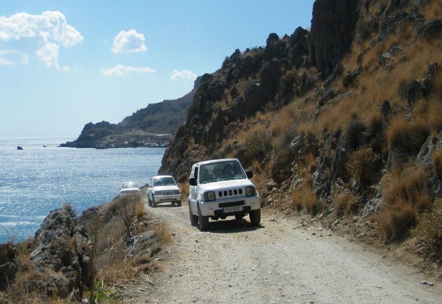 Self-Drive Jeep Safari to South Coast, Palm Beach & Canyons - The guide can make or break the day