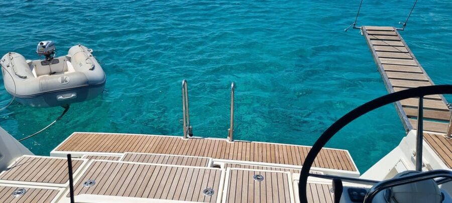 Shared Balos and Gramvousa Sailing Trip with Meal and Drinks - Who should book this eight-hour outing