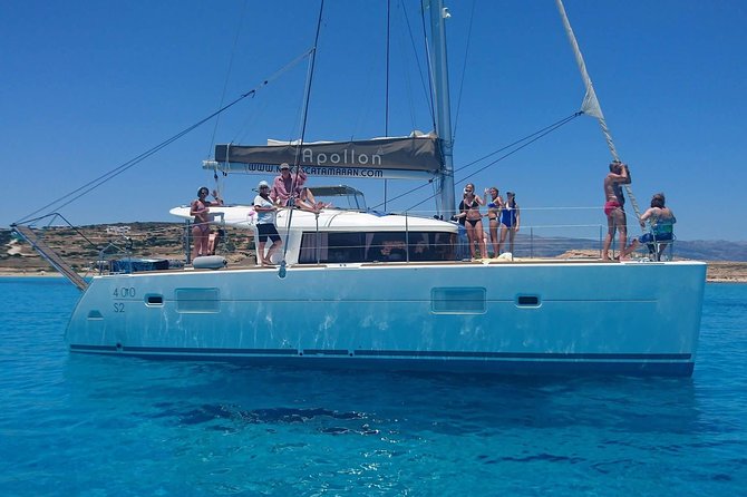 Shared Catamaran All inclusive-Day Cruise to Naxos or Paros - Leaving Naxos at 10:00 a.m.