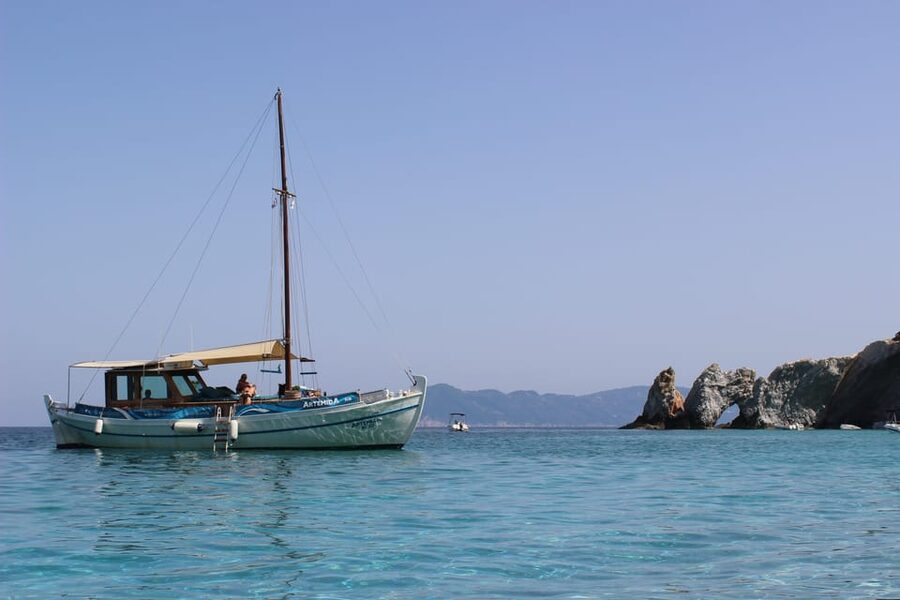 Skiathos: Boat Cruise with Dinner & Sunset Viewing - Starting at Artemida Cruises