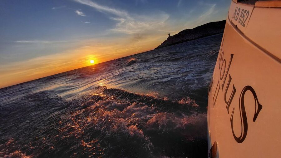 Skiathos: Full-Day Sailing Cruise with Lunch - What sailing is really like on this route