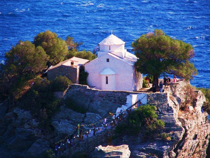 Skopelos: Mamma Mia Experience - An optional olive oil stop may add local flavor