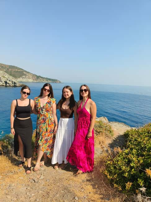 Skopelos: Mamma Mia Tour - What the bus music adds to the day