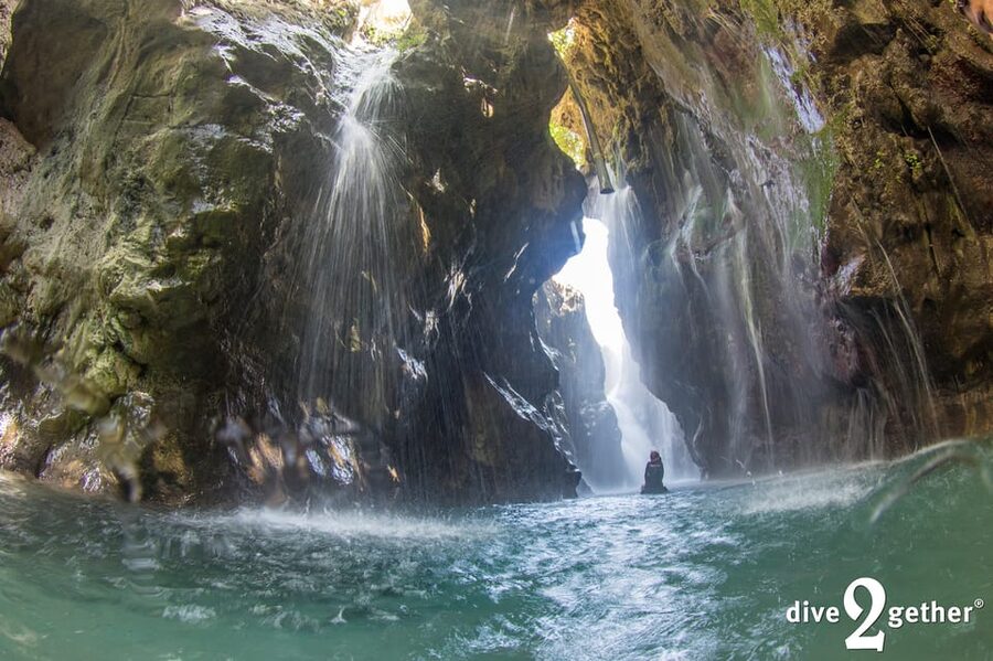 Snorkel trip to the Kourtaliotiko Waterfalls Plakias - Getting ready for cold spring water
