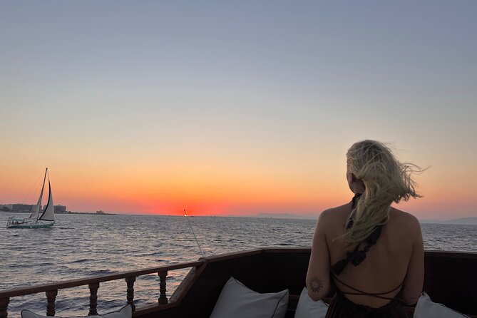 Sunset Cruise with Greek BBQ & Unlimited Aperol Spritz, Beer Wine - Watching sunset from the water