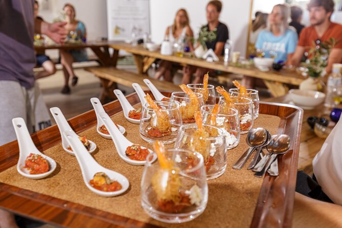 The Governor's Olive Mill Tour with Olive Oil Tasting - The old tree and possible countryside extras