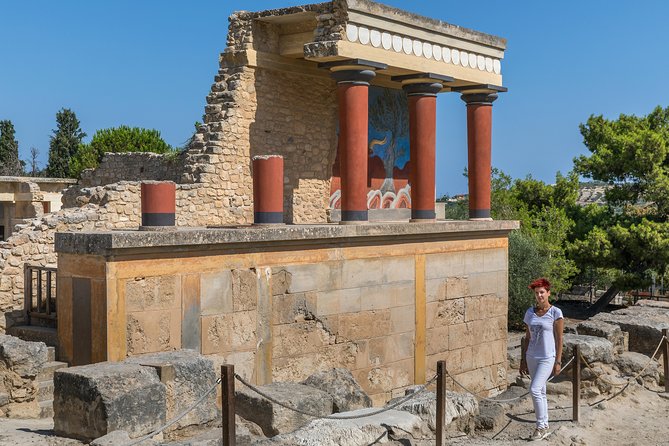 The Palace of Knossos with Skip-the-Line Ticket - Meeting at the Knossos entrance