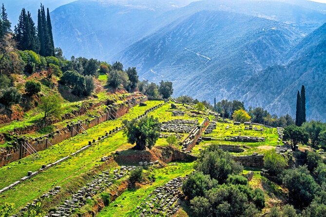 Thermopylae, Meteora and Delphi Private Full Day Tour - Finishing in Bournazi Square with a Greek meal