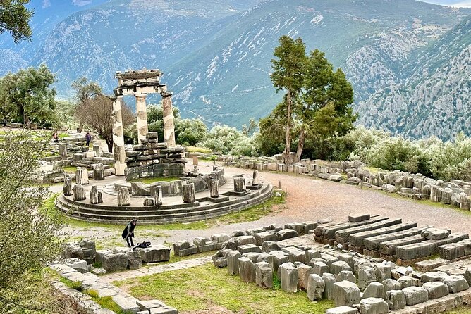 Thermopylae The battle of the 300 Spartans & Delphi Day Tour - Thermopylae and the story of the 300