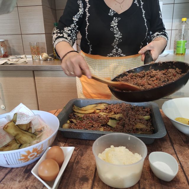 Thessaloniki: Cooking & Dining Experience with Greek Family - Who will enjoy this most