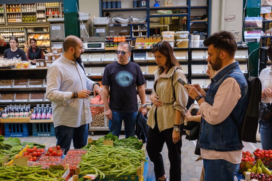 Thessaloniki: Food Tastings and Drinks tour with a Chef - Starting with coffee and the city’s story