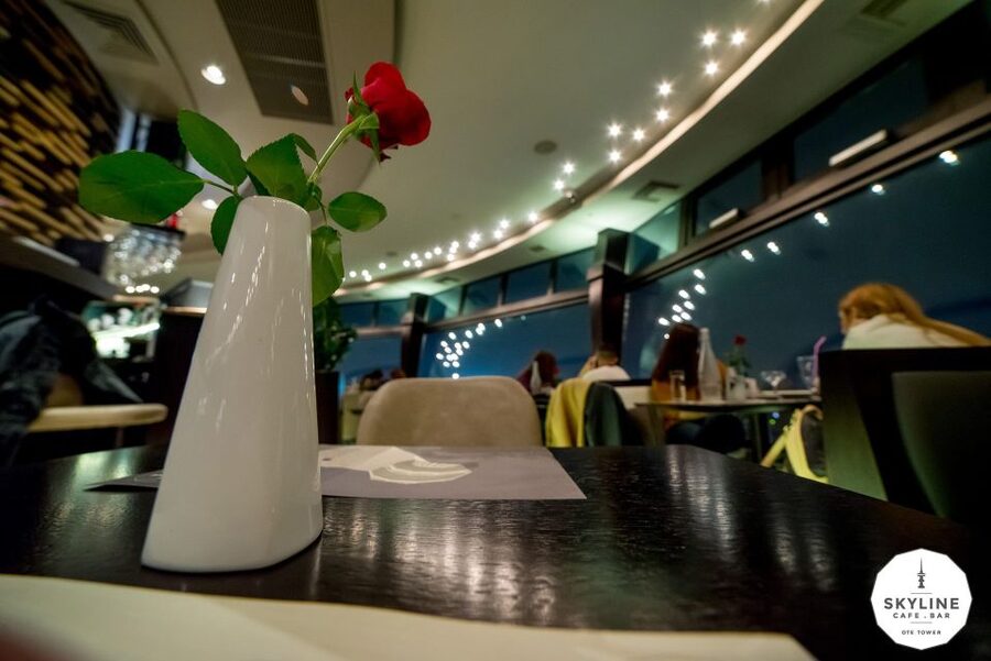 Thessaloniki: OTE Tower Rotating Experience with Light Meal - Who should book the OTE Tower?