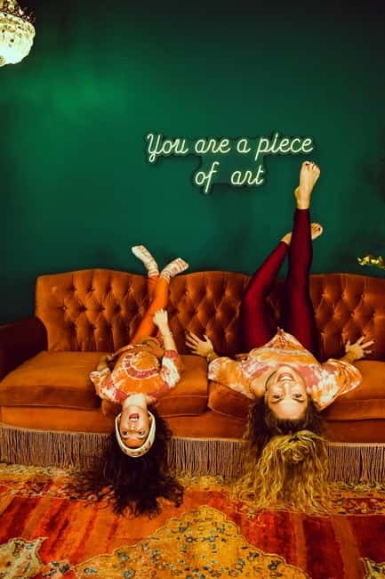 Thessaloniki:Selfie Museum, a 60-minute immersive experience - What the price includes, and when it feels worthwhile