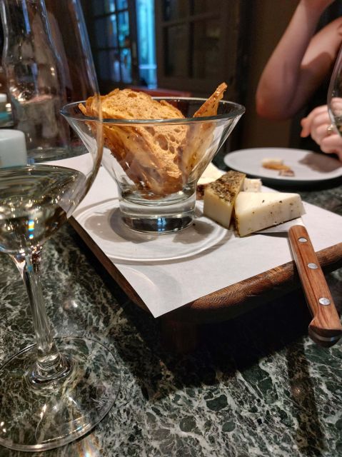Thessaloniki: Small-Group Wine Tasting Tour with Appetizers - Why six Greek wines make a useful introduction