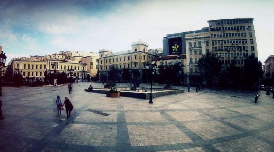 Unexpected Athens Orientation Tour - Guides, group size, and the pace of the walk