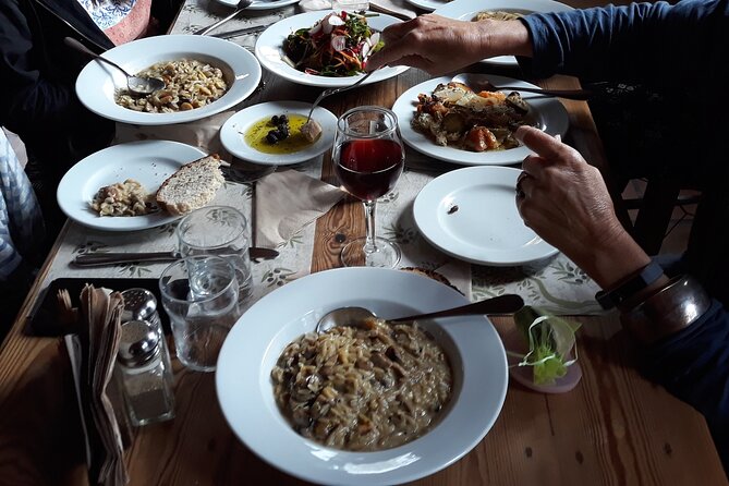 Wine & Olive Oil Tour with lunch at the White Mountains - The 4WD route through Sebronas Gorge