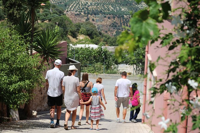 "YAMAS" - Winery tour &wine tasting - Practical planning for Dafnes
