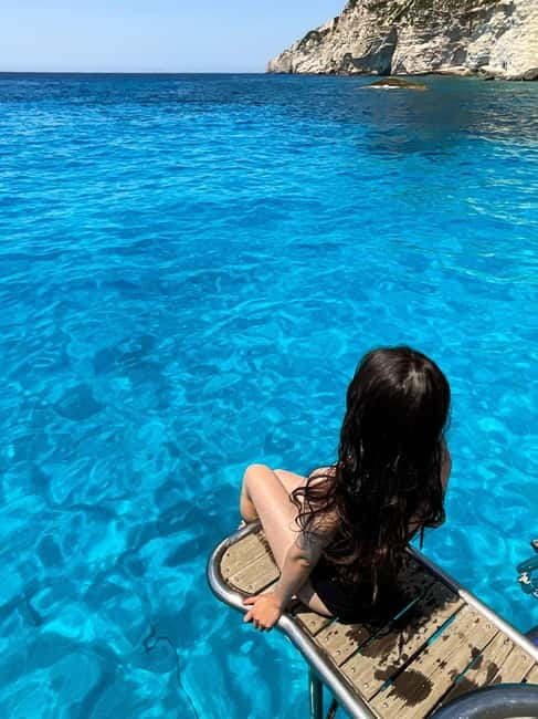 Zakinthos: Shipwreck Beach and Blue Caves Land and Sea Tour - Key points at a glance
