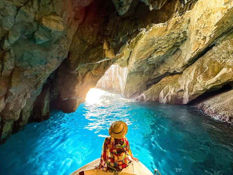 Zakinthos: Shipwreck Beach and Blue Caves Land and Sea Tour - The boat ride brings Navagio into view