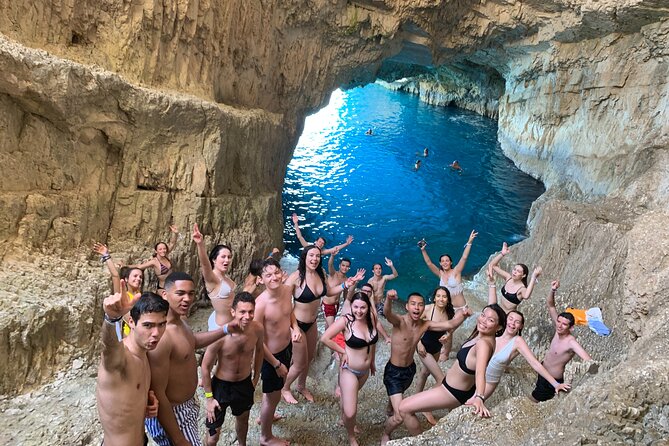 Zakynthos boat tour:Shipwreck& Local blue caves with 3 Swim Stops - How long the outing really takes