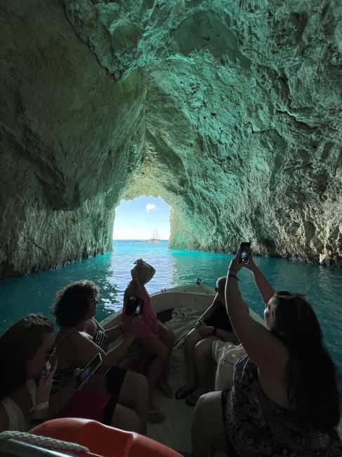 Zakynthos: Laganas Bay, Myzithres & Turtles Speedboat Tour - Marathonisi and the final 45-minute swim