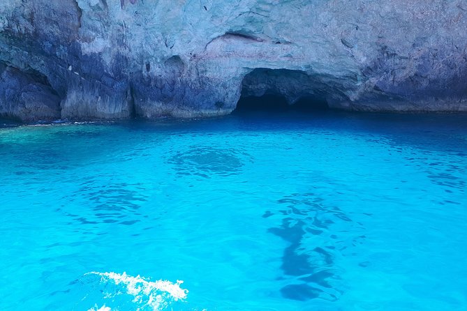 Zakynthos : One day small group tour to Navagio beach Blue Caves & top view - What this Zakynthos day tour really delivers