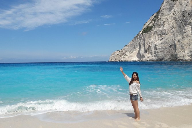 Zakynthos : One day small group tour to Navagio beach Blue Caves & top view - How much time is actually on the boat?
